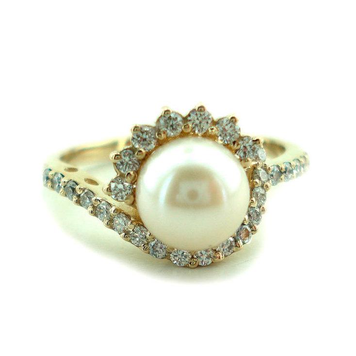 زفاف - Pearl Engagement Ring, Unique Engagement Ring, Anniversary Ring, Bridal Ring, 14K Pearl and Diamond Ring, Pearl Ring, Fast Free Shipping