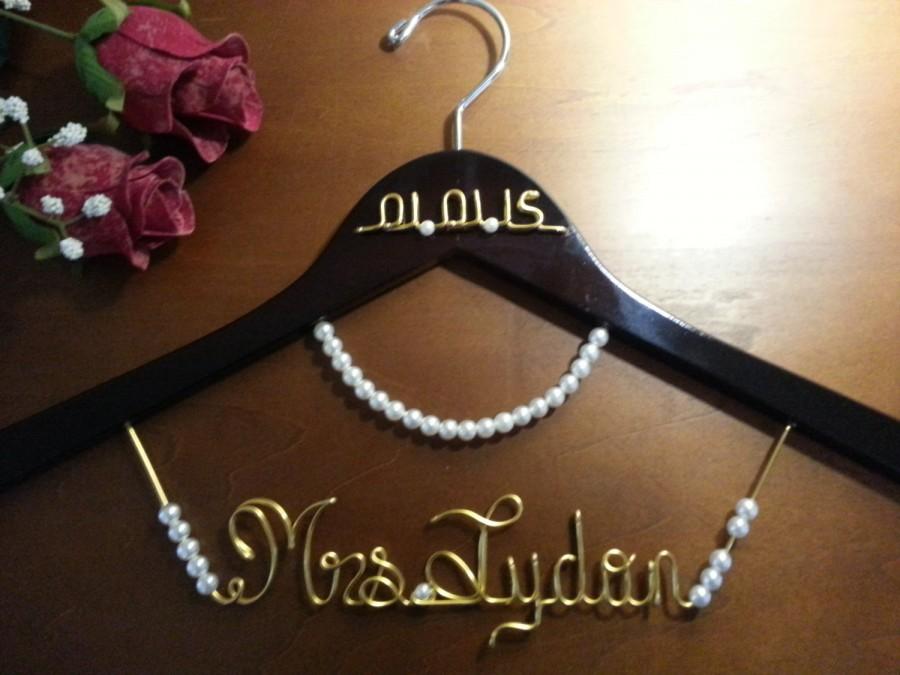 Wedding - Bridal Hanger with name for your wedding pictures, Personalized custom bridal hanger, brides hanger, Bridal Hanger, Wedding hanger, Bridal