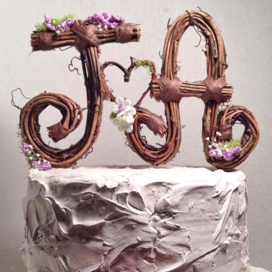 زفاف - Rustic Monogram Wedding Cake Topper:  Personalized- Any Two Letters and a Heart