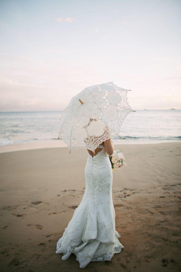Wedding - Modern Maui Wedding In Pretty Pastel Hues