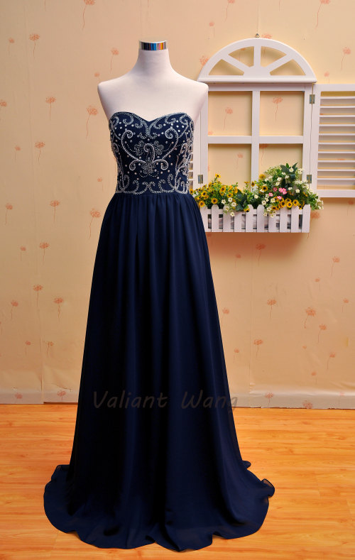 Свадьба - Navy Chiffon Crystal Prom Dress Sweetheart Bridesmaid Floor Length Dress