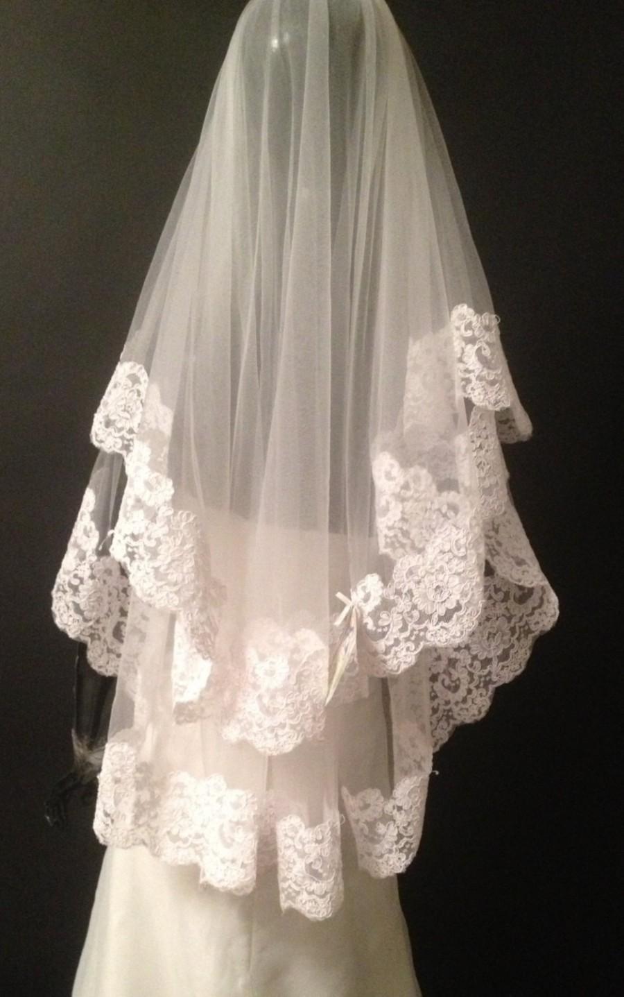 زفاف - FREE Shipping! Lace wedding veil. Bridal veil. White lace veil. Ivory lace veil.