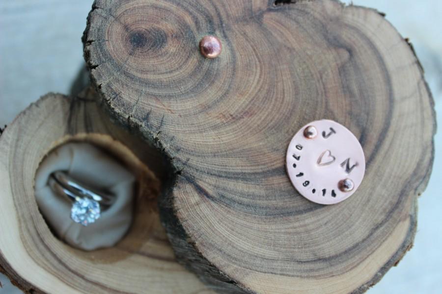 زفاف - UPGRADE - Personalized Copper Disc Engraving Stamped: Initials, I Do, We Do, Love, Date, Rustic Ring Box, Proposal Box, Engagement Ring Box