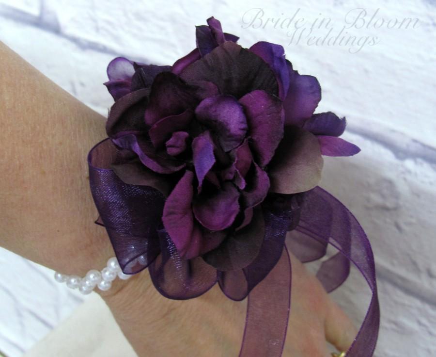 Mariage - Pearl wrist corsage plum purple flower Wedding corsages