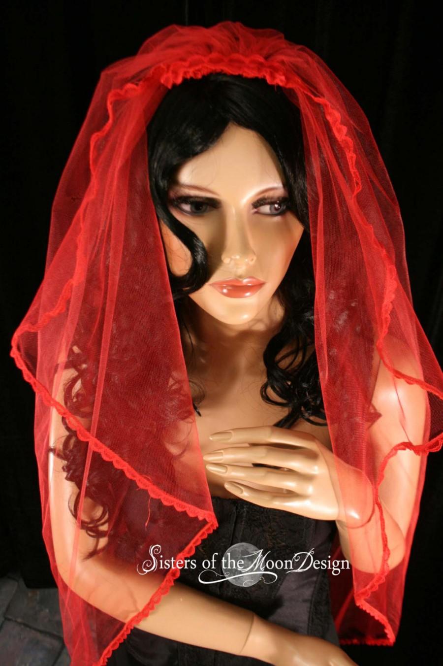 Свадьба - Waltz length gothic wedding veil bridal bride headpiece red goth halloween costume lydia lace trim == Sisters of the Moon