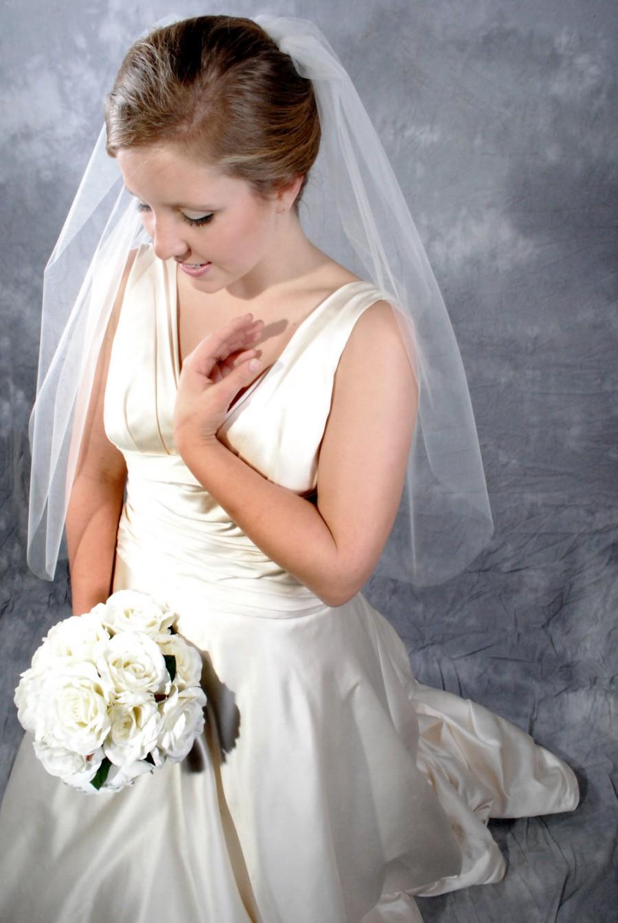 زفاف - Elbow length, plain edged, ivory veil