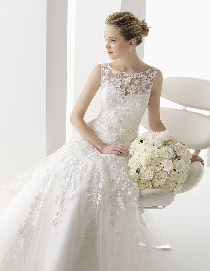 Hochzeit - Rosa Clara Bridal: Beaded, Flowery Lace Wedding Dress