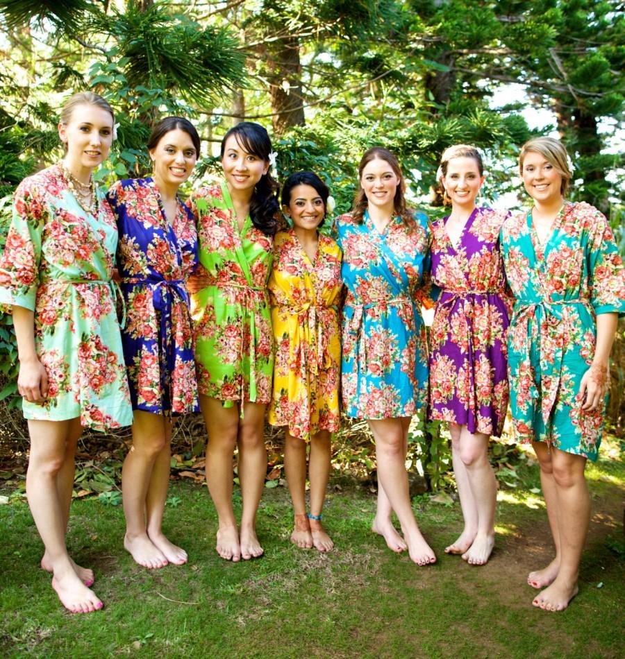 Свадьба - Bridesmaids Robes Set of 7 Kimono Crossover Robe Spa Wrap Perfect bridesmaids gift, getting ready robes, Wedding shower party favors