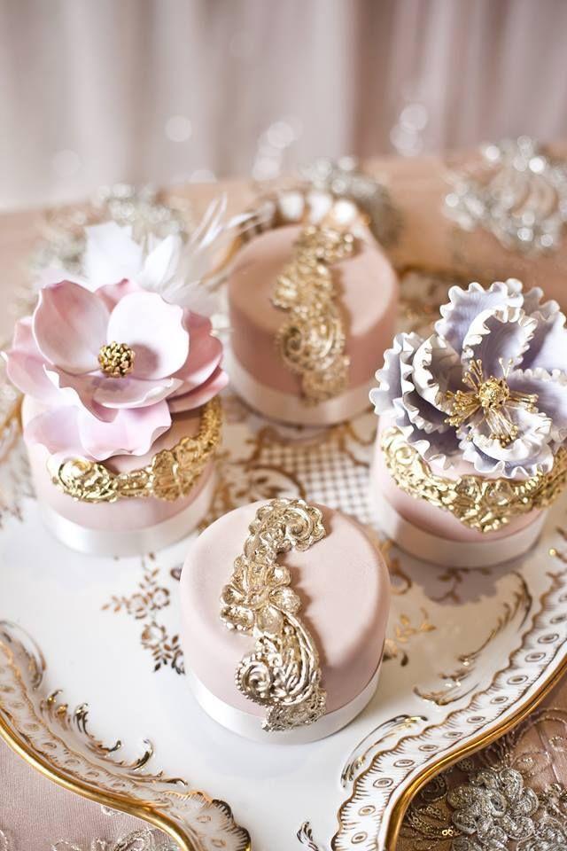 Wedding - Mini Wedding Cakes