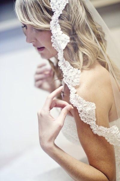 زفاف - Mantilla bridal veil with Alencon lace - Julie