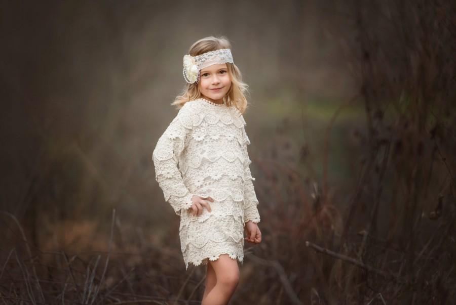 Mariage - lace baby dress, rustic flower girl dress, lace dress, long sleeve crochet dress, country lace dress,toddler dress, flower girl dresses