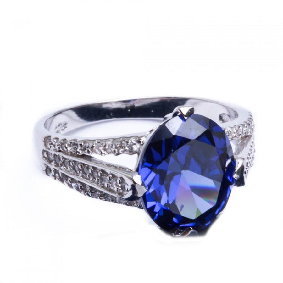 Mariage - 2.54 Carat Oval Cut Tanzanite Round Diamond CZ Solid 925 Sterling Silver Solitaire Dazzling Diamond Accent Wedding Engagement Promise Ring