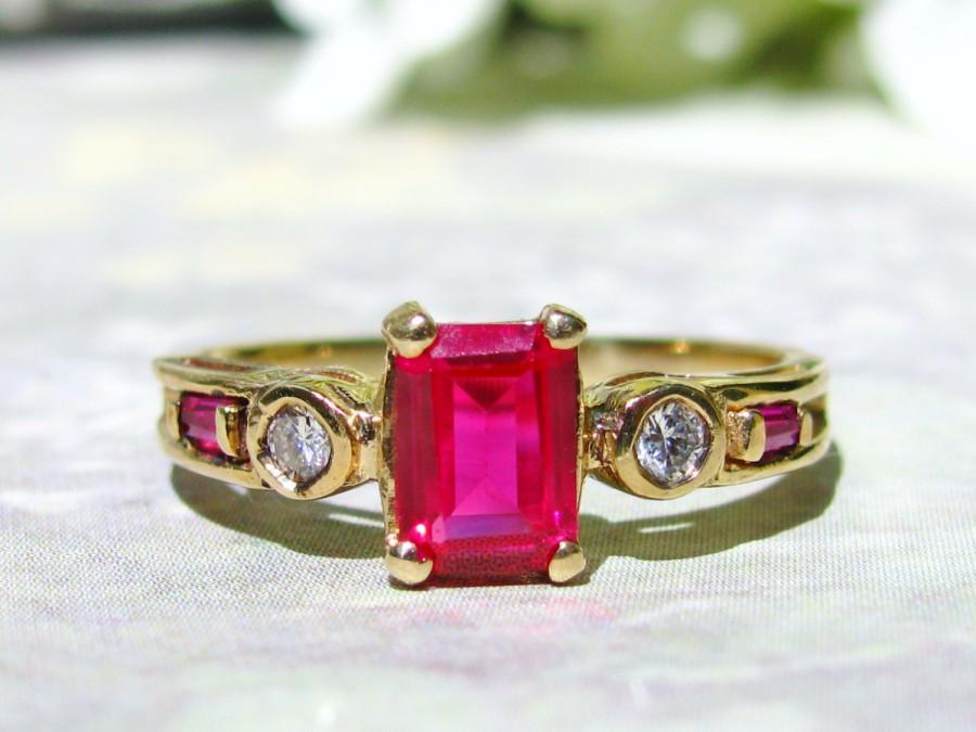 Свадьба - Emerald Cut Ruby & Diamond Vintage Engagement Ring 10K Yellow Gold Diamond Wedding Ring Alternative Engagement Ring Bridal Jewelry Size 7!