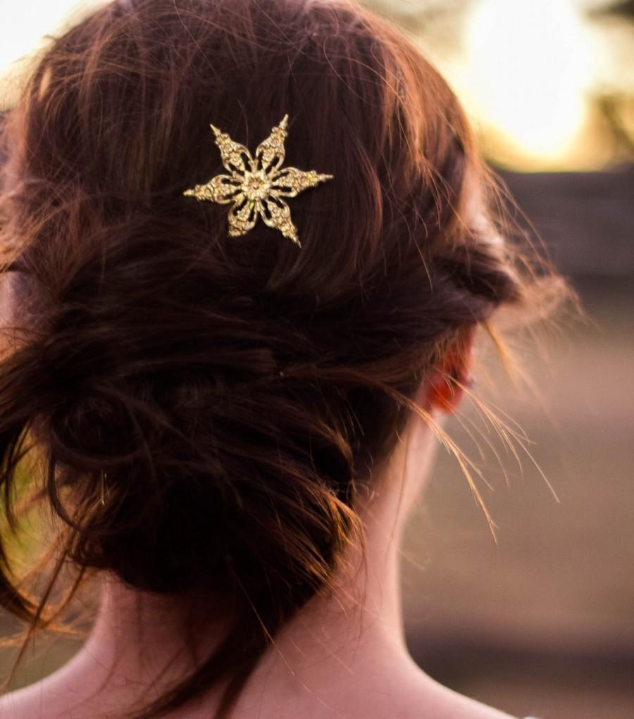 Wedding - Christmas Hair Clip Xmas Hair Pin Fancy Ornate Gold Snowflake Star Bobby Pin Gold Star Hair Clip Winter Barrette