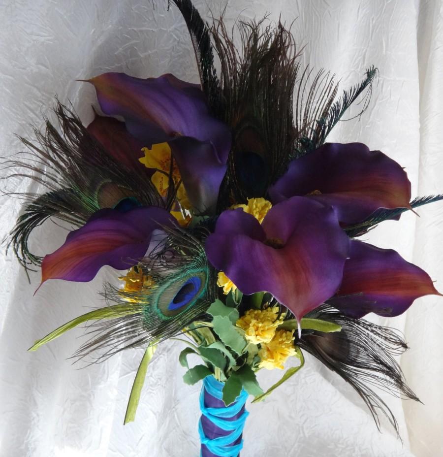 Свадьба - Purple calla lily bridal bouquet, Free groom's boutonniere,  calla lilies, peacock feathers, orchids, plum wedding bouquet, eggplant purple