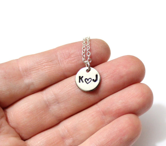 Hochzeit - Initial Heart Necklace, Initial Necklace, Initials and Heart Necklace, Initials with Heart Necklace, Gift for Wife