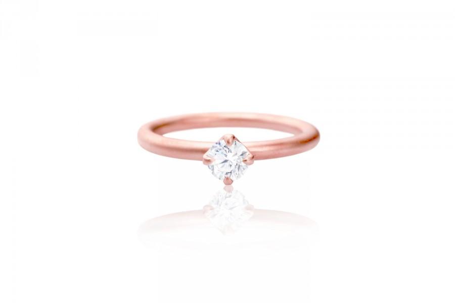 Mariage - Rose gold solitaire engagement ring, 14k eco friendly diamond or white sapphire, simple engagement ring, modern diamond alternative ring