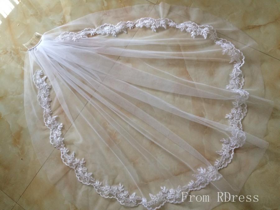 Wedding - Nice flower lace veils, Custom handmade bridal wedding veil, ivory, white, with a comb, short veil, custom length