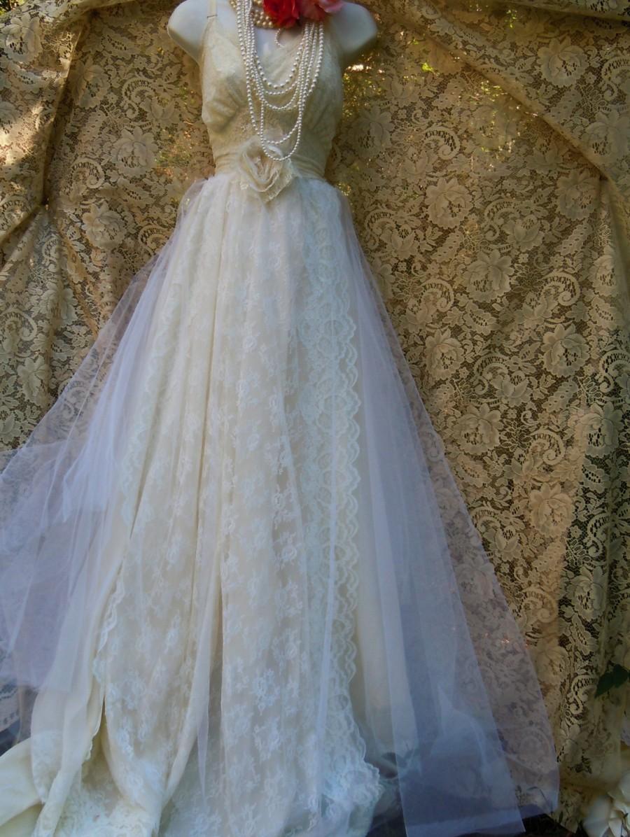 Свадьба - Ivory wedding dress beaded  tiered antique  lace tulle fairytale crinoline  vintage  bride  romantic medium by vintage opulence on Etsy