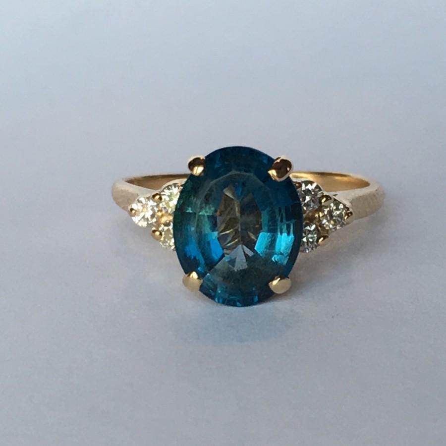 Mariage - Vintage Spinel Ring with Diamond Accents. 3+ Carats Blue Spinel set in 14K Gold. Unique Engagement Ring. 65th Anniversary Gift. Estate Ring.