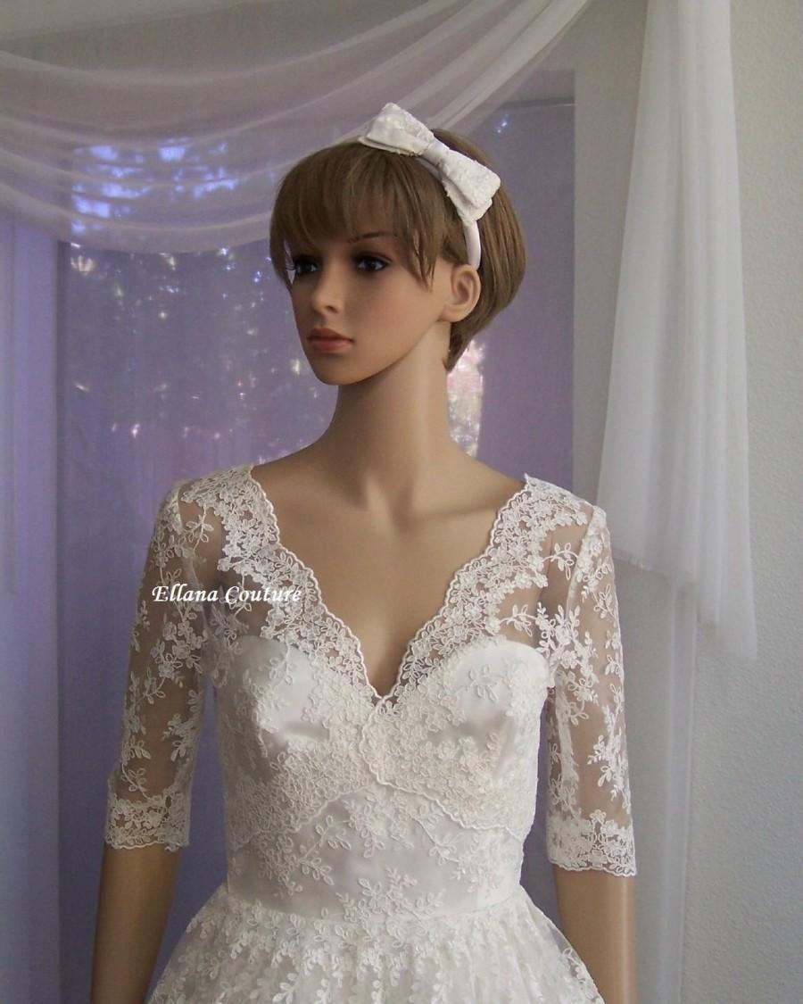 Hochzeit - Ready to Ship. Clarice - STUNNING Vintage Inspired Bridal Gown.