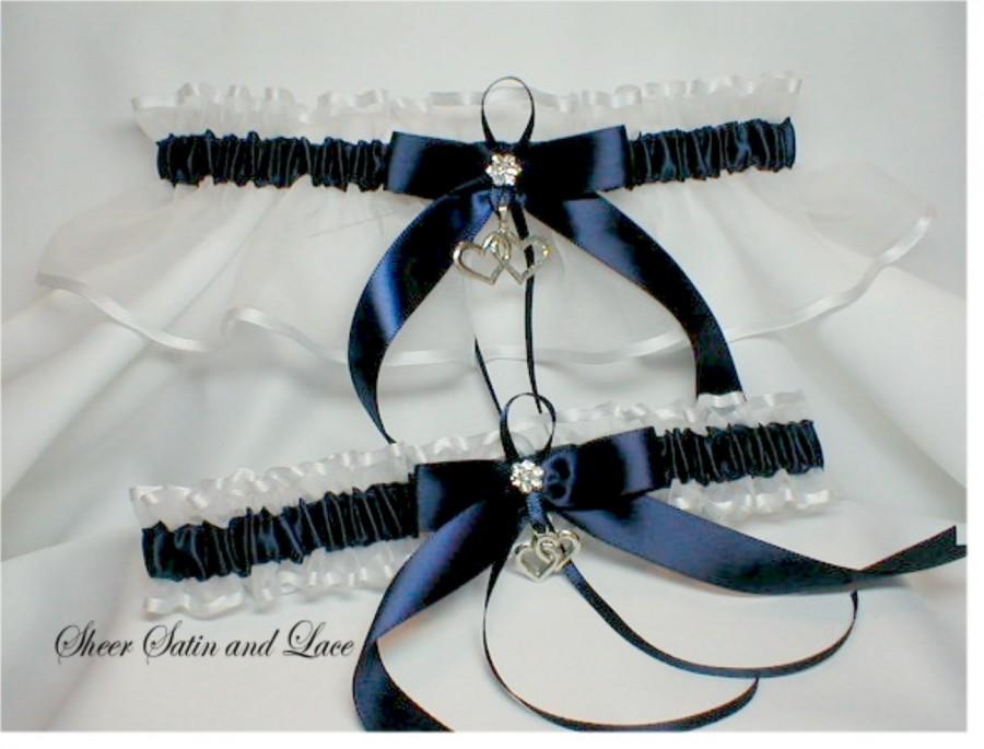 Hochzeit - Double Heart Wedding garters NAVY BLUE Garter set