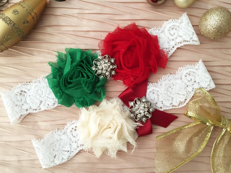 Hochzeit - Wedding Garter, Ivory Garter, Green and Red Flower Garter, Bridal garter Set, Ivory Lace Garter, Christmas Garter Set