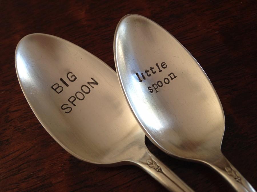 Свадьба - Big Spoon, Little Spoon   Wedding Spoons Hand Stamped Vintage Silverplate