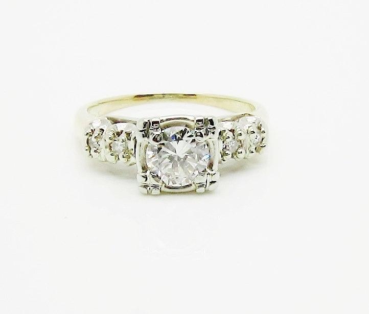 Mariage - Stunning Vintage 14k Gold Diamond Engagement Ring - .61 Carats Size 7.5 Diamond Ring 1940s Art Deco
