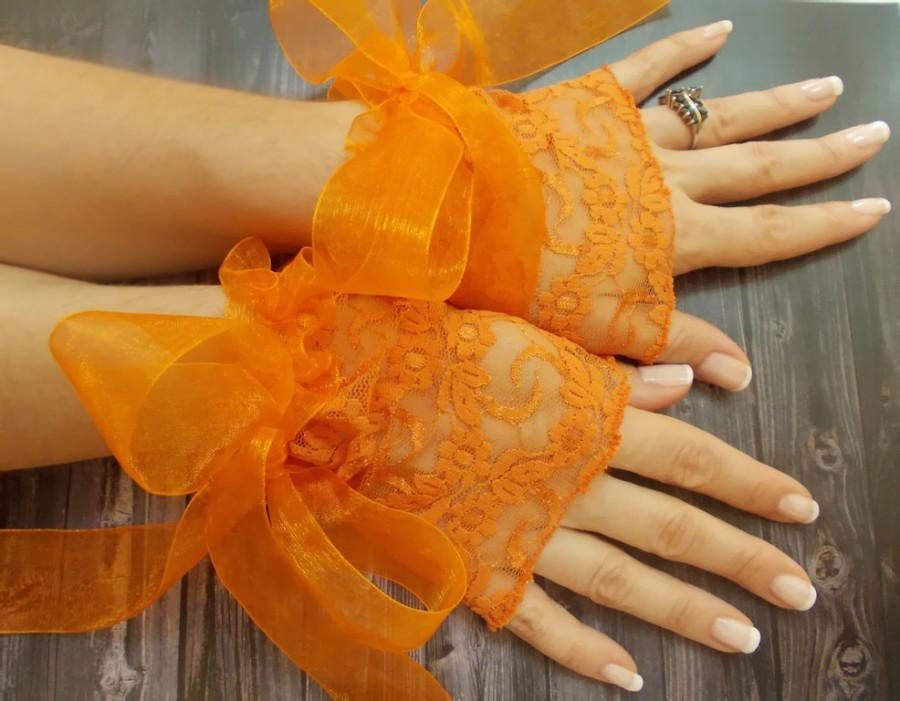 زفاف - Orange Tulle Wedding Cuff, Halloween bride costume cuff glove, Bridal Wristlet Cuff Glovelet Cuff, Ruffled Cuff, Orange lace gloves