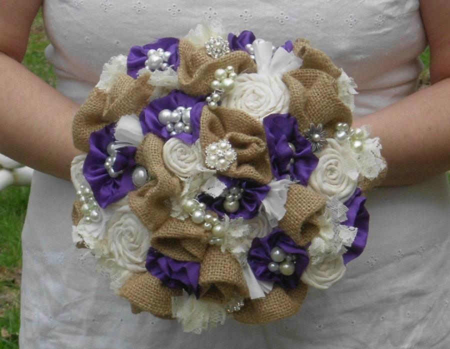 زفاف - Burlap Bouquet, Brooch Bouquet, Broche, fabric flower, Bridal, Rustic, purple, Country, Vintage, Wedding, Shabby Chic, Lace Rosettes Pearls