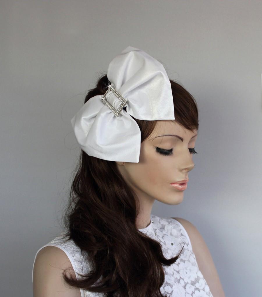 Свадьба - Big Bow Bridal Hair Fascinator Headband OOAK Weddings Headdress, Off White Taffeta. Handmade