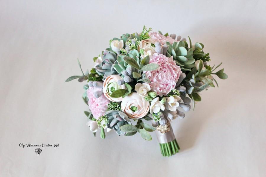 Wedding - Alternative wedding bouquet Keepsake succulent bouquet Bohobouquet Alternative bridal bouquet with succulents and peonies Green ecowedding