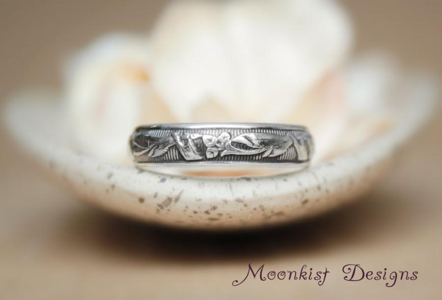 Hochzeit - Art Deco-Inspired Sterling Lily Wedding Band - Silver Calla Lily Pattern Wedding Band - Flower Commitment Ring - Floral Promise Band