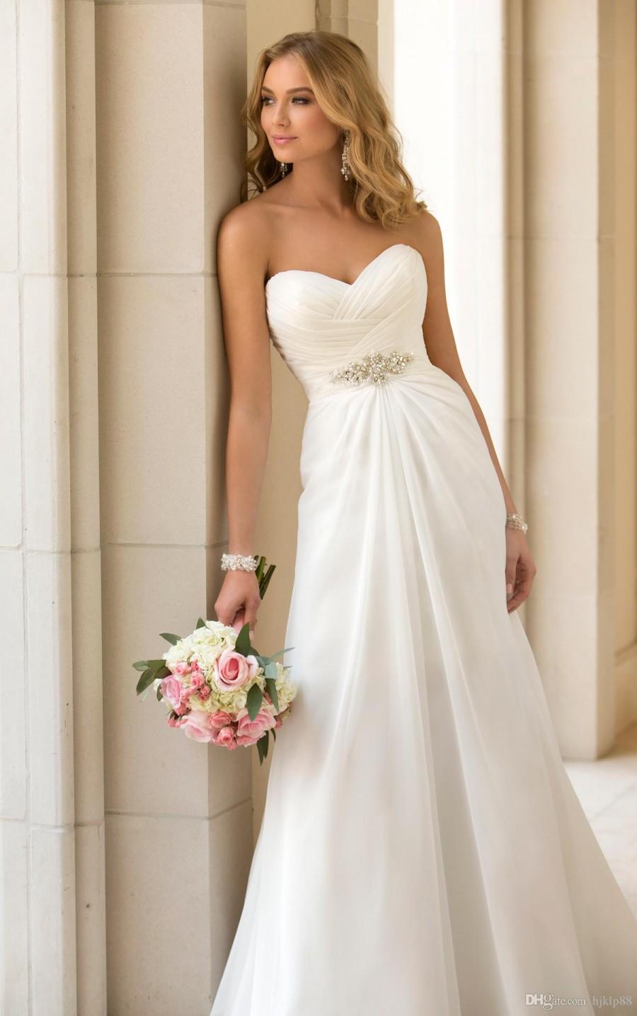 Hochzeit - 2016 New A Line Wedding Dresses Brides Gowns Chiffon Beads Lace Up Plus Size Sweetheart Online with $102.36/Piece on Hjklp88's Store 