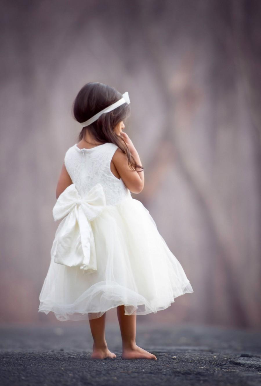 Hochzeit - ivory flower girl dress, big bow back dress, girls lace dress, baby girls dress, lace flower girl dress, rustic flower girl dress, country