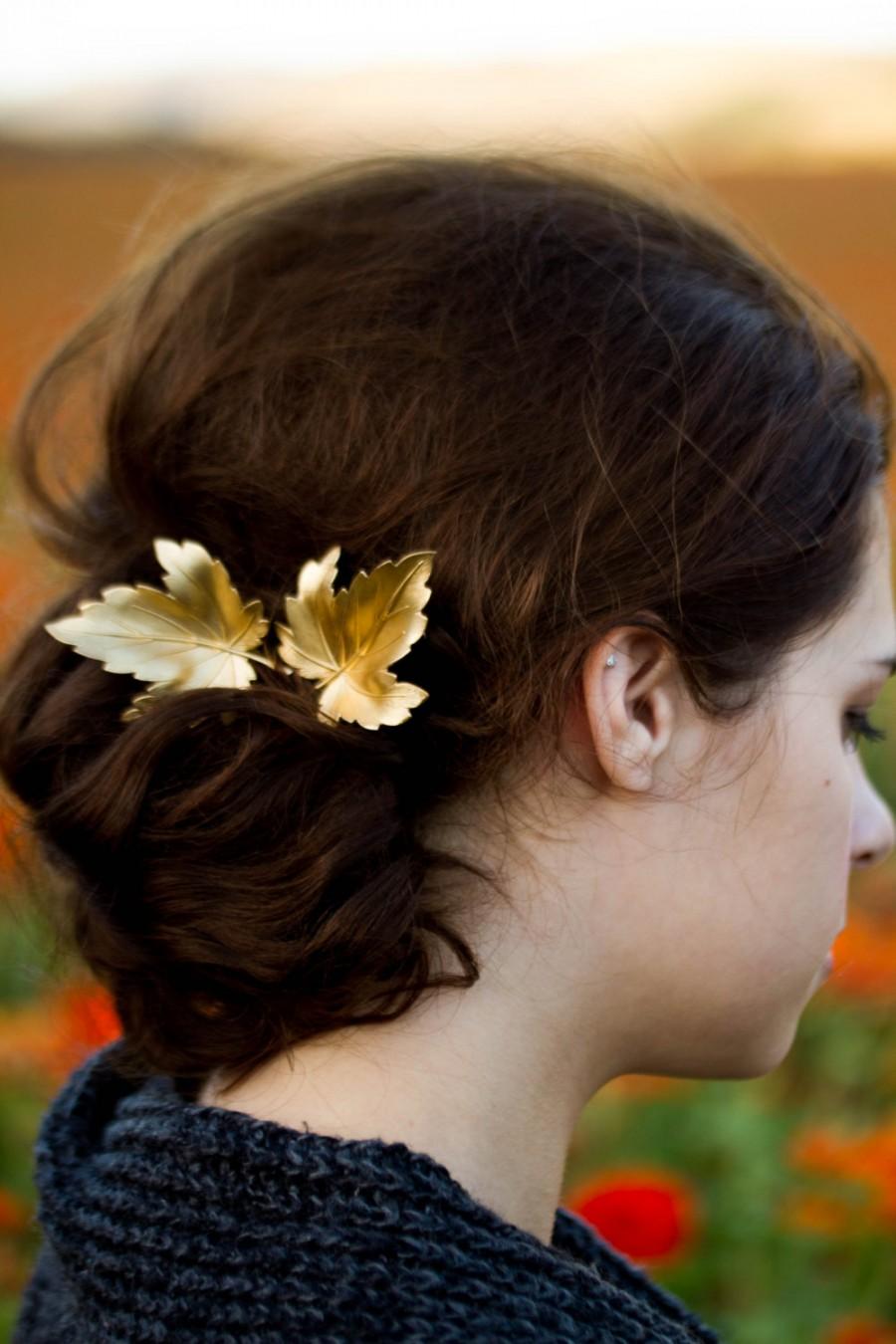 Hochzeit - Gold Sycamore Leaf Hair Pin Sycamore Leaf Bobby Pin Fall Hair Pin Woodland Hair Accessory Bridal Hair Clips
