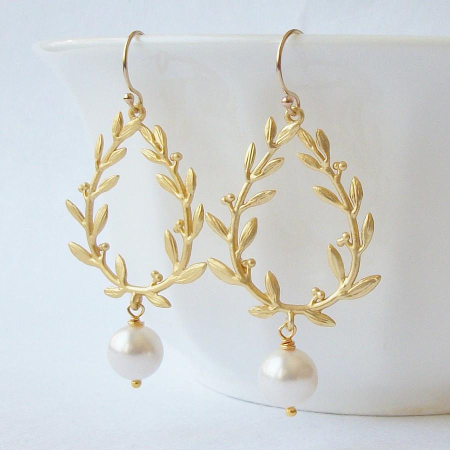 Свадьба - Pearl Laurel  Earrings Christmas Jewelry Gift