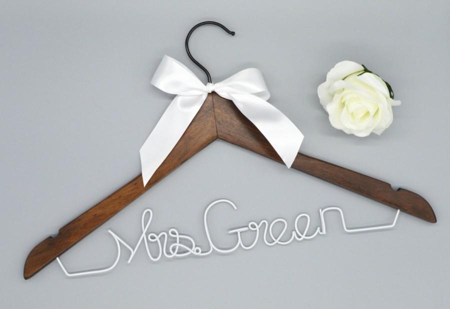 Mariage - Promotions Wedding hanger,Personalized wedding Hanger,Wire wrapped hanger,Bride gift,Bride hanger,Bridesmaid unique hanger, Rural wedding