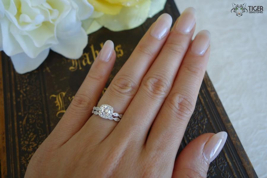 Hochzeit - 3/4 ctw, Halo Wedding Ring, Bridal Set, Man Made Diamond Simulants, Art Deco Engagement Ring, Wedding Ring, Promise Ring, Sterling Silver