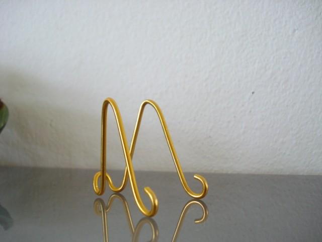 30 Pk Small GOLD MINI Easel Holders 