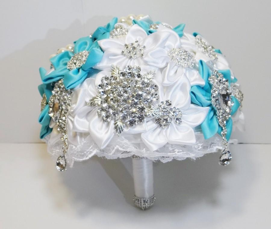 Mariage - Brooch Bouquet.Blue and White Bouquet Wedding Brooch Bouquet ,Wedding Bouquet Bridal Bouquet, Jeweled Bouquet.NO Deposit