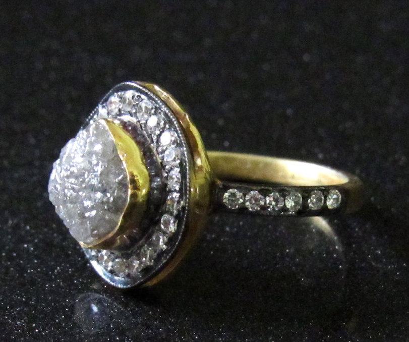 زفاف - Grey Raw Diamond Engagement Ring with Zircons, Gold Wedding Band, Sterling Silver Ring, Solitaire Uncut Diamond Ring, Statement Ring