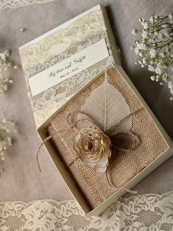 Wedding - Lace Burlap Wedding Invitations (10), Vintage Wedding Invitations, Rustic Box Wedding invitations, Rustic Lace invitations, Wedding Invites