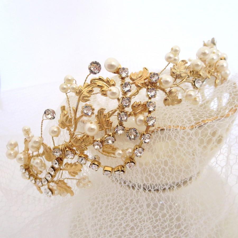 Hochzeit - Gold Wedding headpiece, Bridal headband, Wedding jewelry, Bridal tiara, Swarovski crystal headpiece, Pearl headband, Vintage headpiece,