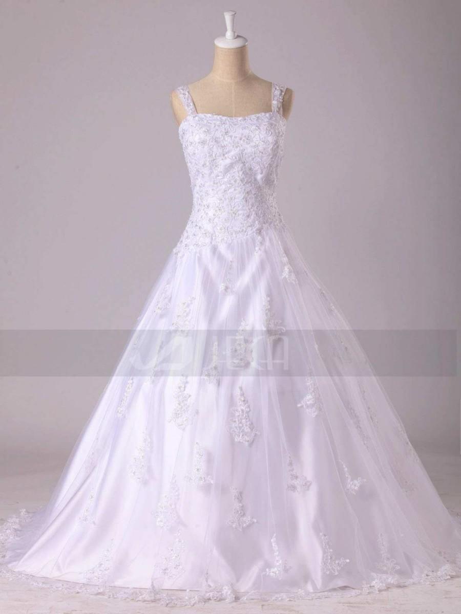 Hochzeit - Lace Plus Size Wedding Gown White Lace Debutange Gown
