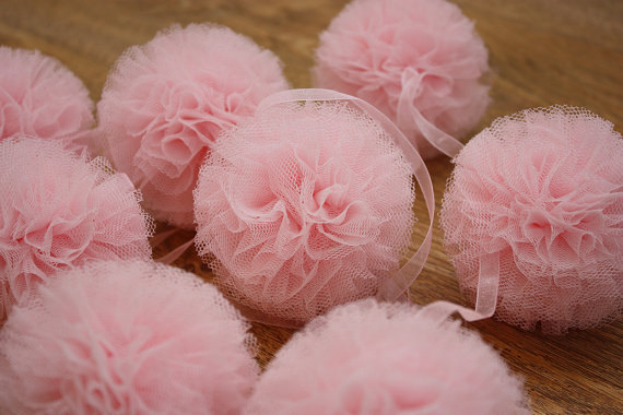 زفاف - Tulle pom pom garlad Tulle Pom Pom Wedding, Party Decoration. Tutu Garland,baby shower