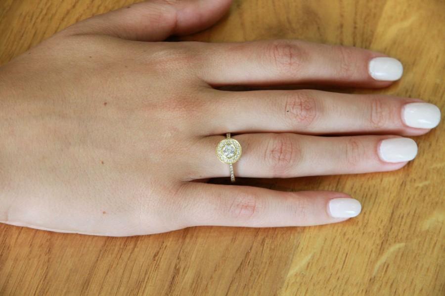 زفاف - Halo Ring, Bezel Engagement Ring, 14K Gold Ring, 0.97 TCW Halo Engagement Ring, Bezel Setting Diamond Ring Band