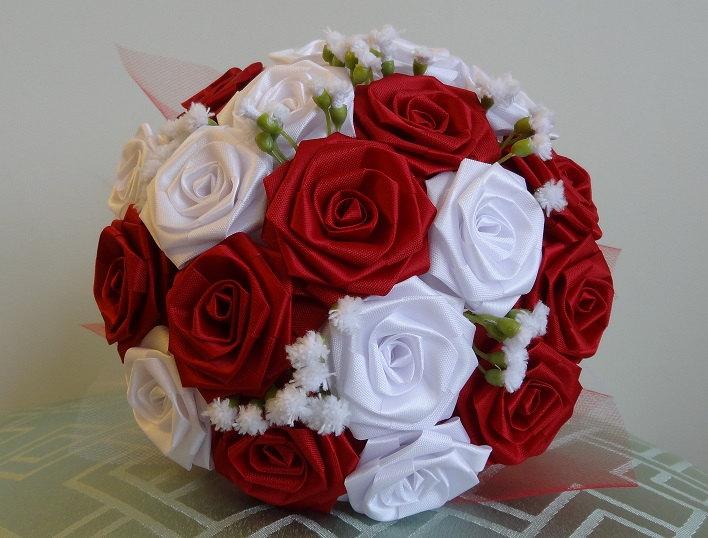 Mariage - Just Say YES- Holiday Red & White Ribbon Flower Bouquet For Bridal/ Bridesmaid Bouquet/ Weddings/ Anniversary