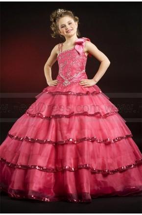 Свадьба - A line Slanted neckline Ruched Waistband Tiered Skirt Girl pageant Dress